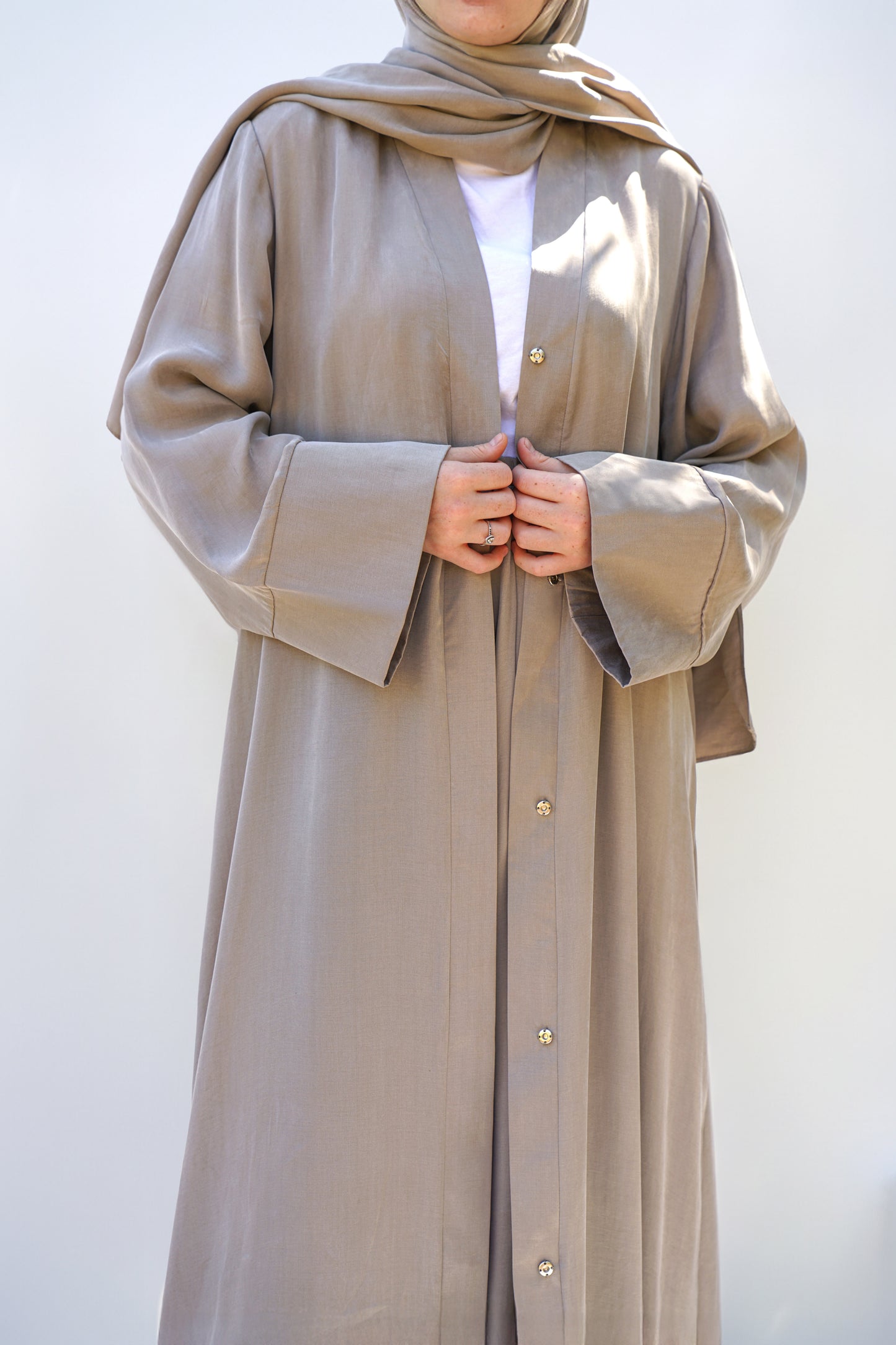 Bej Ipek Cupro Abaya Ferace - Timeless Touch Serisi