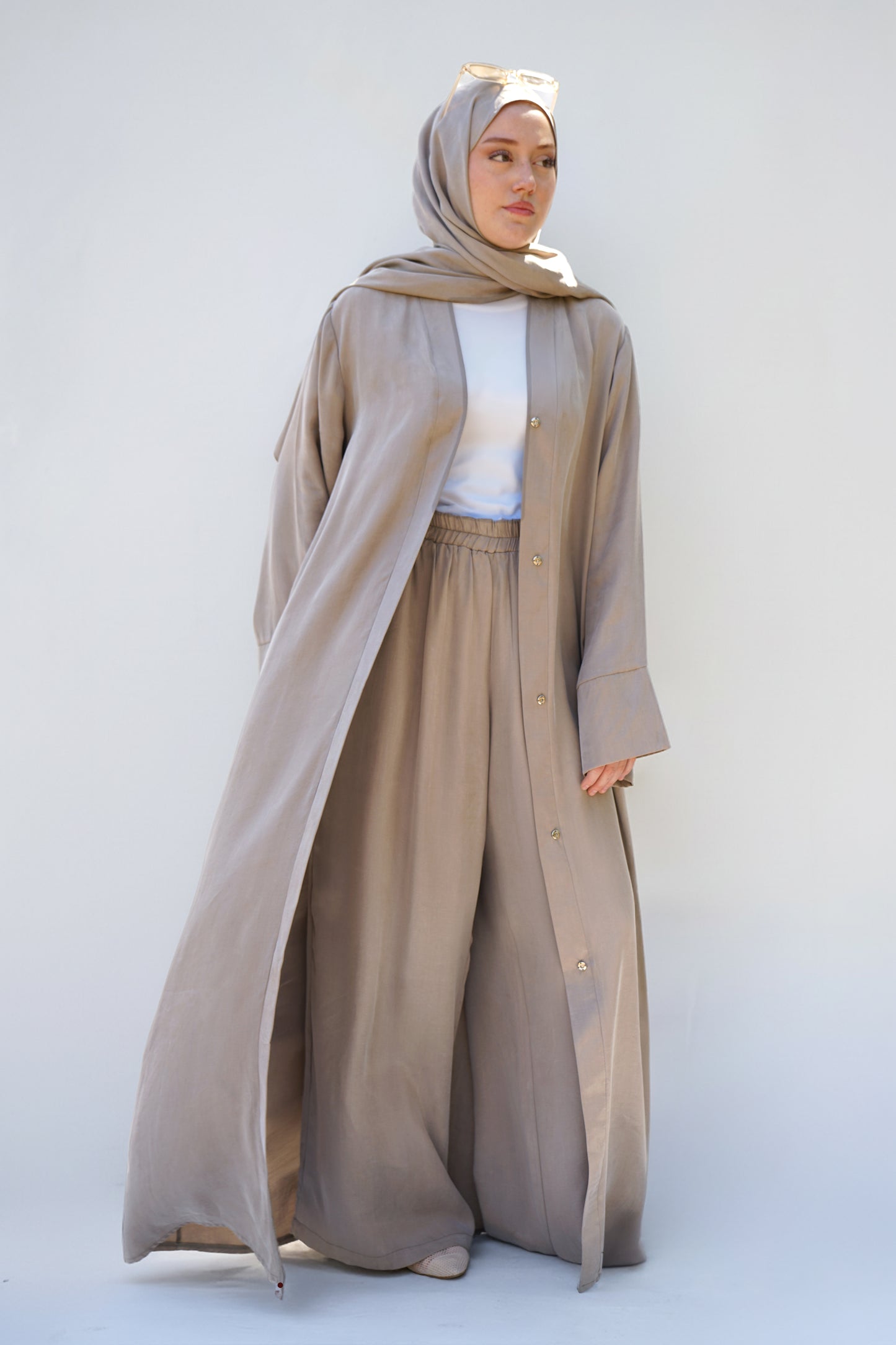 Bej Ipek Cupro Abaya Ferace - Timeless Touch Serisi