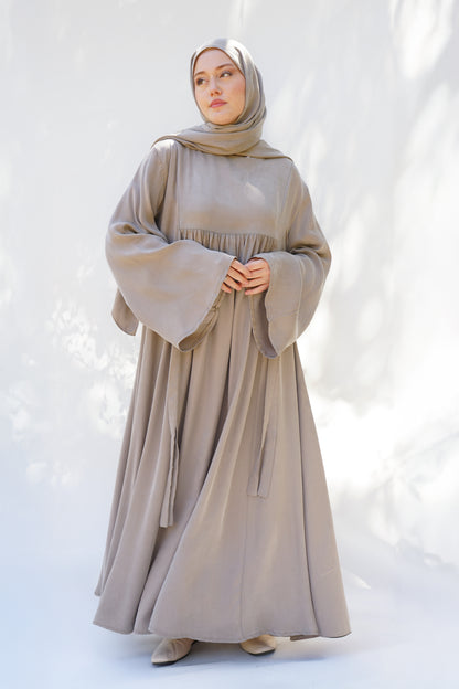 Bej Bağlama Detaylı İpek Cupro Elbise - Timeless Touch Serisi