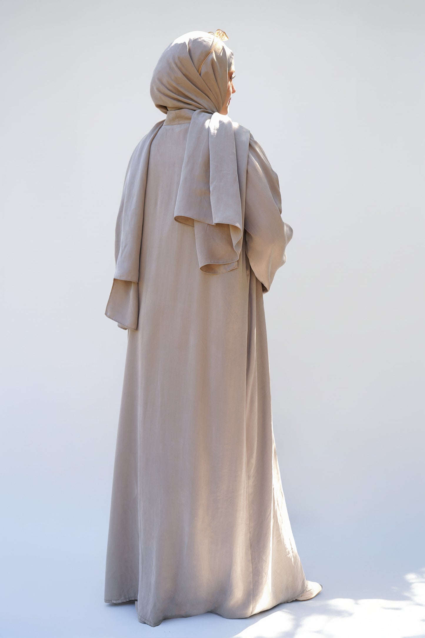 Bej Ipek Cupro Abaya Ferace - Timeless Touch Serisi